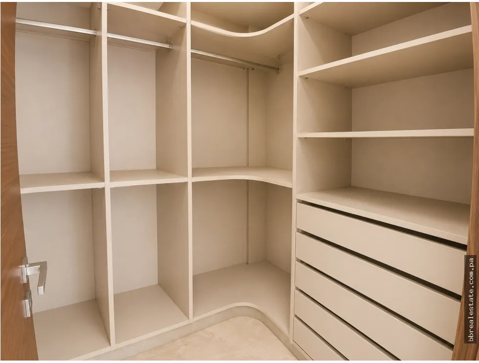 Appartement à Costa del Este à louer