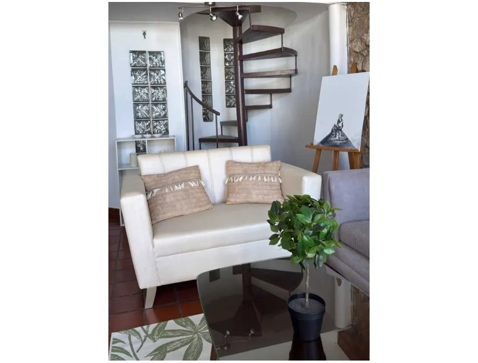 Alquiler de Apartamento Amoblado en Casco Antiguo Cod-V