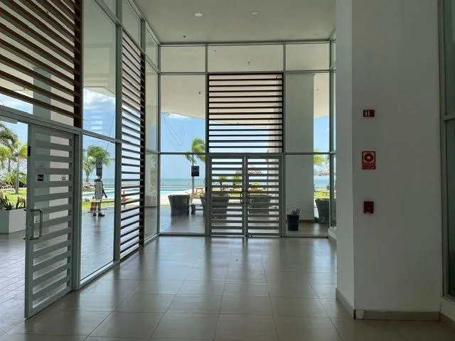 APARTMENT BEACH FRONT