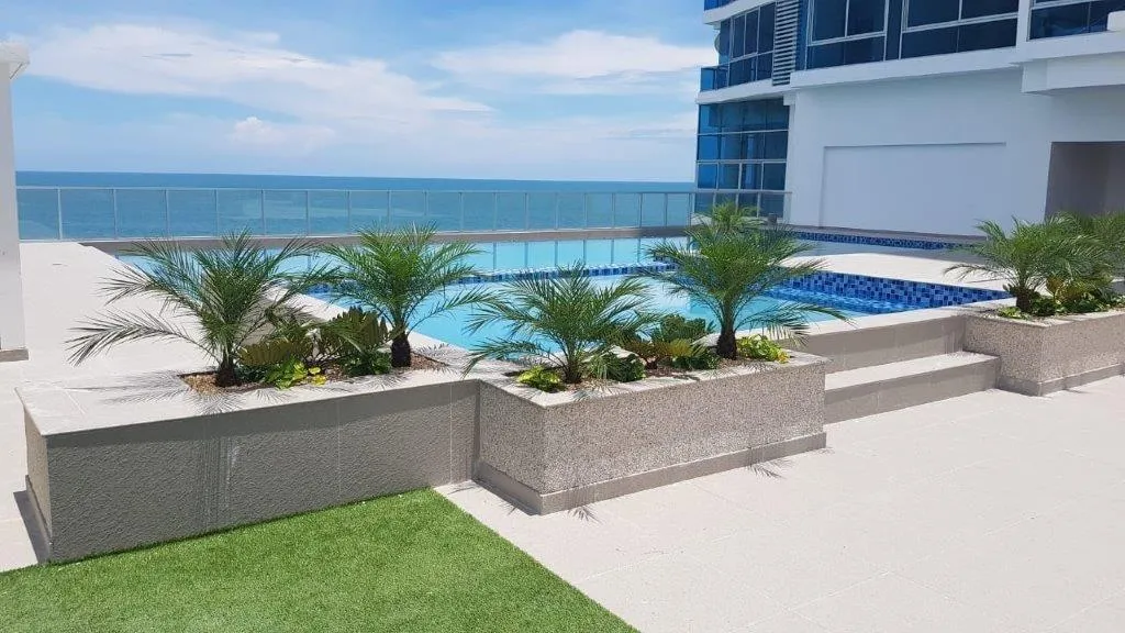 APARTMENT BEACH FRONT