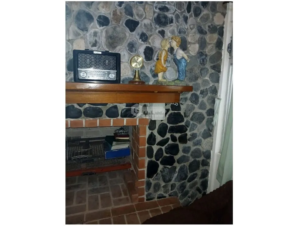CASA EN ALTOS DE CERRO AZUL / 2 HAB. / 2 BAÑOS