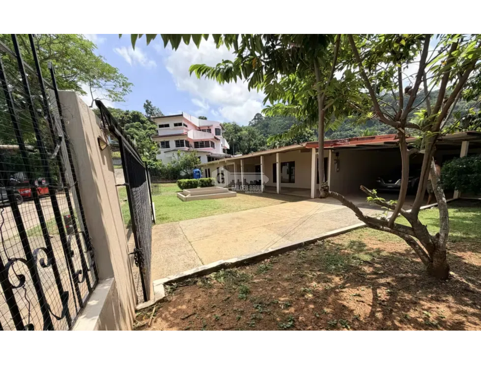 HOUSE FOR SALE IN VERACRUZ COSTA DEL SOL 544 M2 ENCLOSED WITH TERRACE