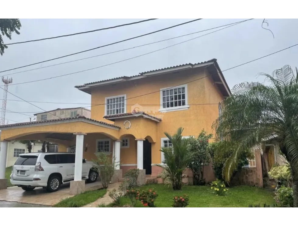 FOR SALE HOUSE 300 M2 IN CHORRERA ALTOS DE MARIA LETICIA DUPLEX