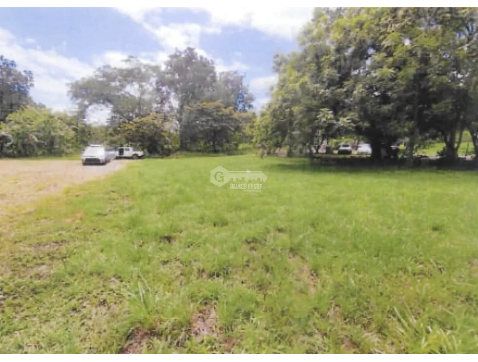 CHAME / BEJUCO / 1572 M2 / FLAT LAND / GREEN AREAS / SPACIOUS