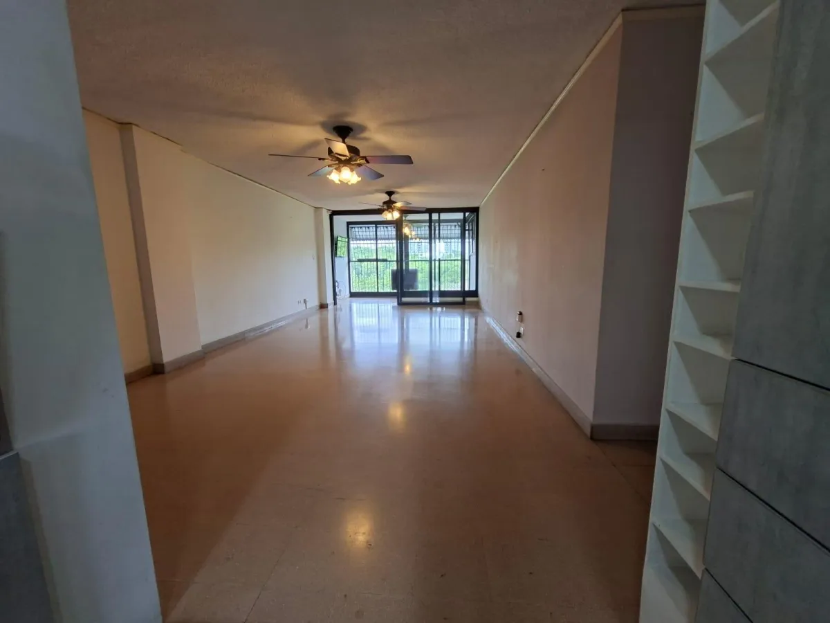 VENTA DE APARTAMENTO SAN FRANCISCO FRENTE AL PARQUE OMAR