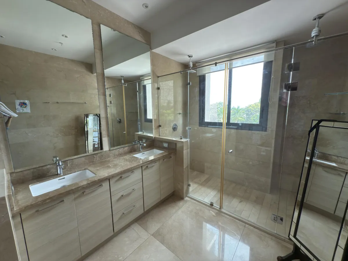 Apartamento Premium en Venta: PH Valery Point | Santa María