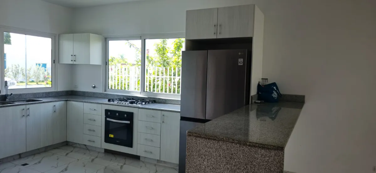 HOUSE FOR SALE – PLAYA BLANCA, CORAL PARK
