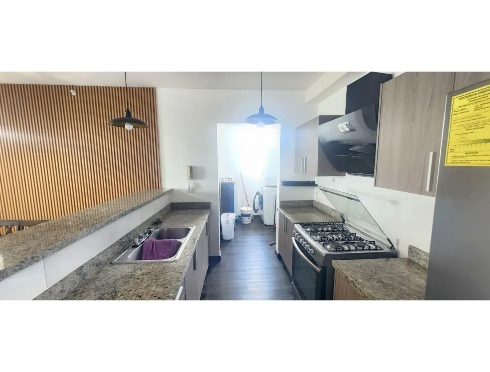 Alquiler de Apartamento Amoblado en PH San Roque – Vía España. YP