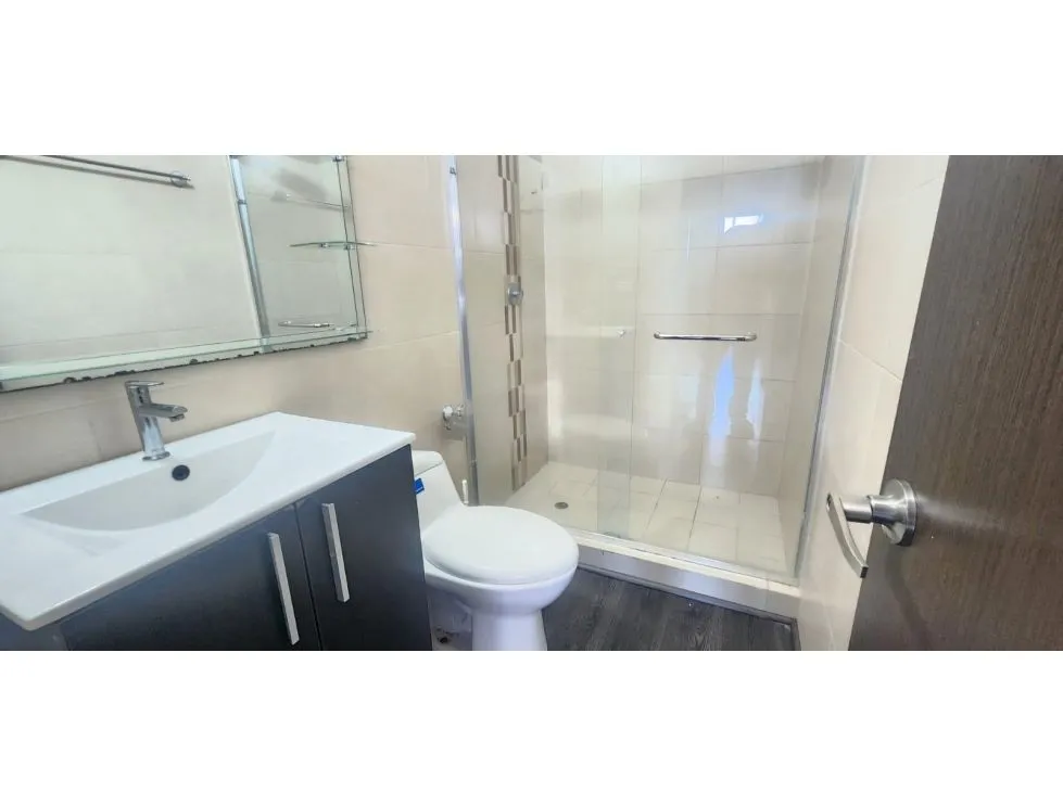 Alquiler de Apartamento Amoblado en PH San Roque – Vía España. YP