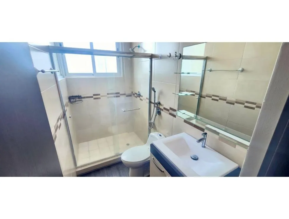 Alquiler de Apartamento Amoblado en PH San Roque – Vía España. YP