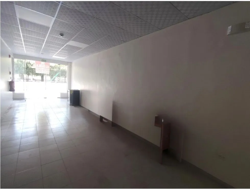 COMMERCIAL SPACE RENTAL SAN FRANCISCO - VIA PORRAS. EAR