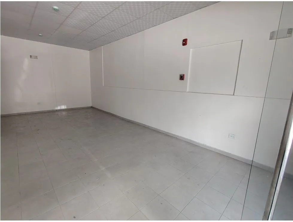 COMMERCIAL SPACE RENTAL SAN FRANCISCO - VIA PORRAS. EAR
