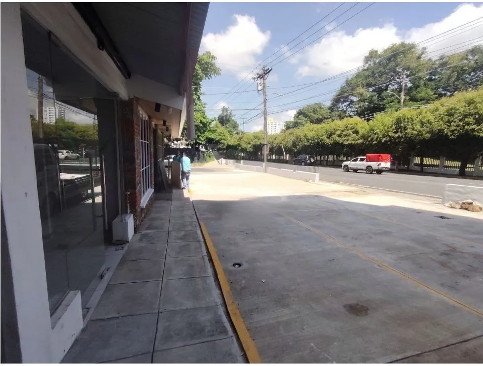 COMMERCIAL SPACE RENTAL SAN FRANCISCO - VIA PORRAS. EAR