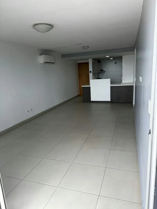 Modern Apt in El Carmen 95m² Panoramic View and New Appliances $1,150