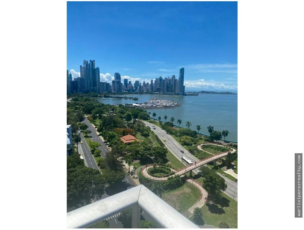 Apartment Sale on Avenida Balboa