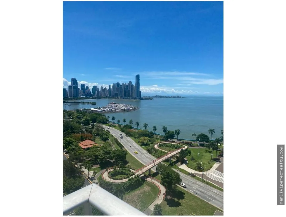 Apartment Sale on Avenida Balboa