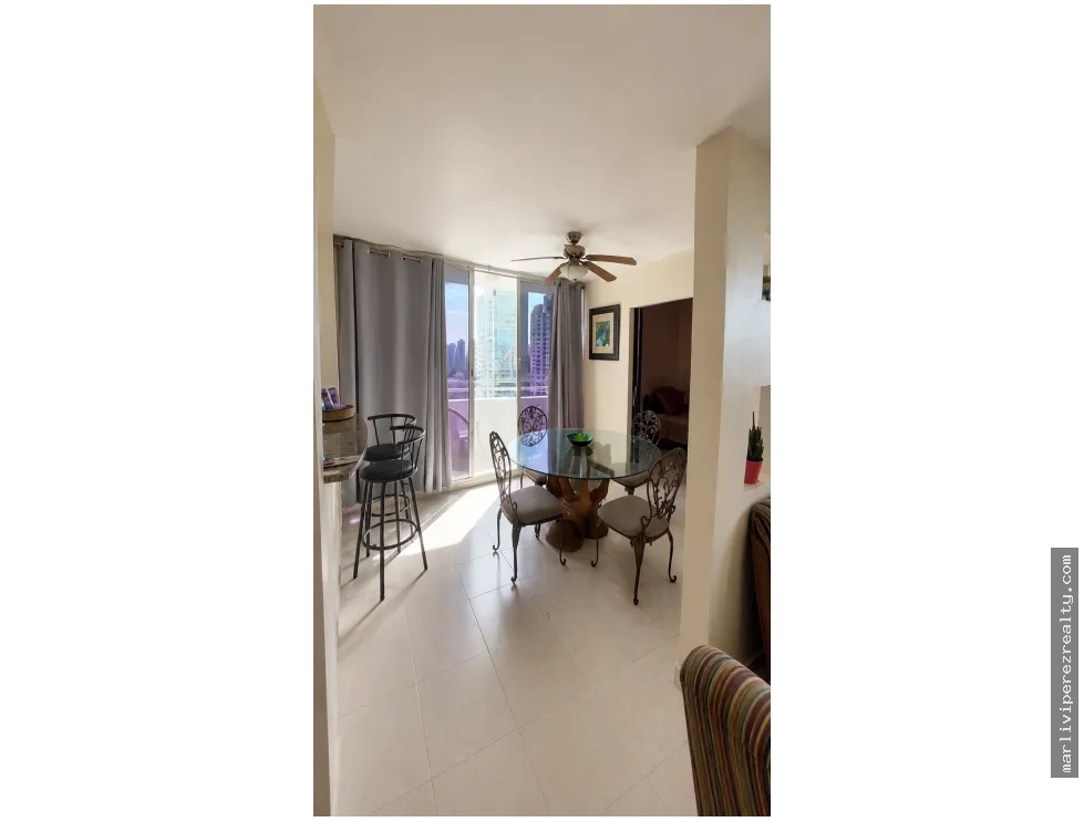 Appartement à Via Porras à louer