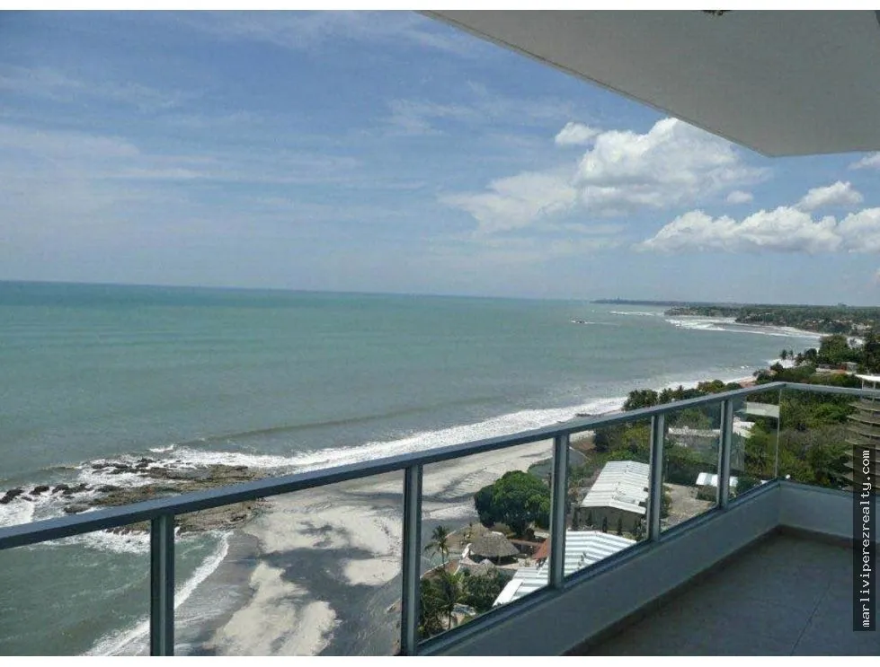 Venta de apartamento amoblado en Coronado