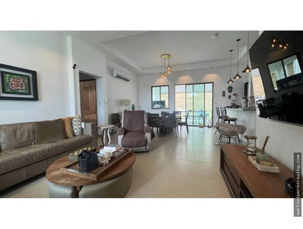 Single Family House for sale in San Carlos