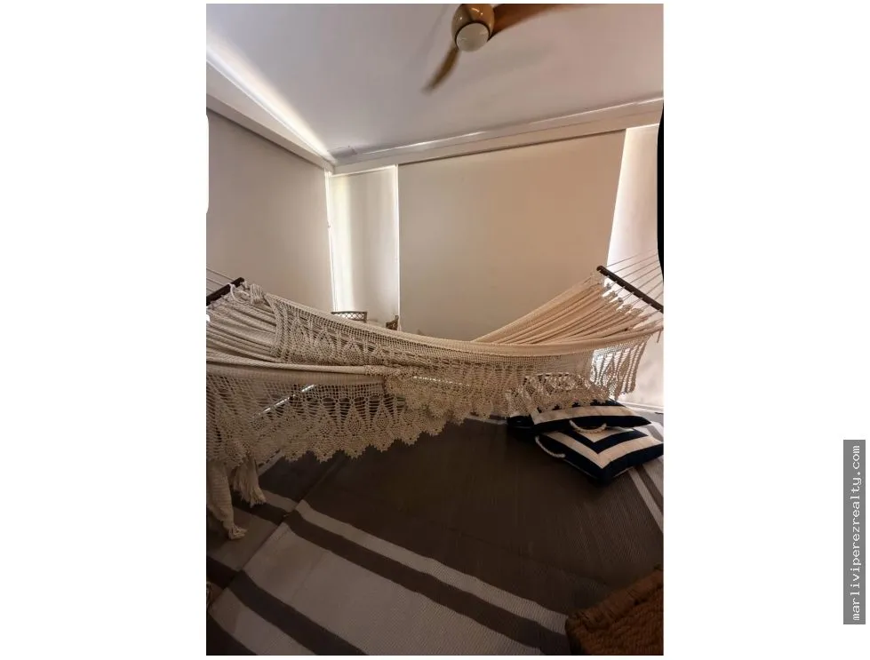 Venta de residencia en Punta Barco, San Carlos