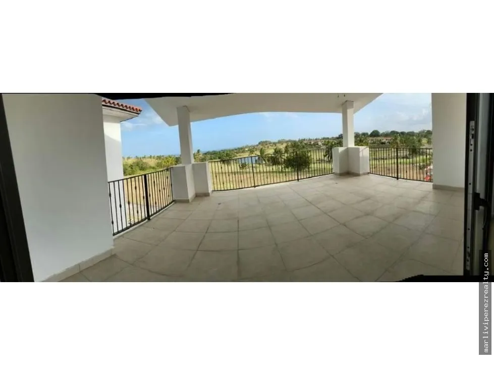 Venta de apartamento en Playa San Carlos