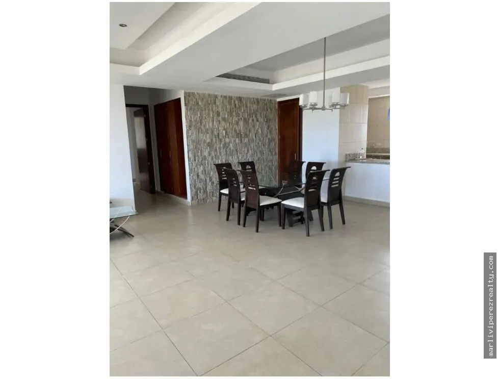 Venta de apartamento en Playa San Carlos