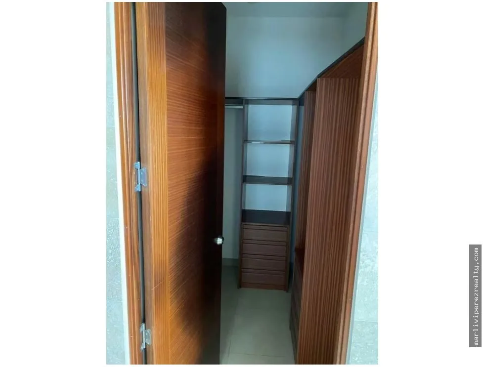 Venta de apartamento en Playa San Carlos