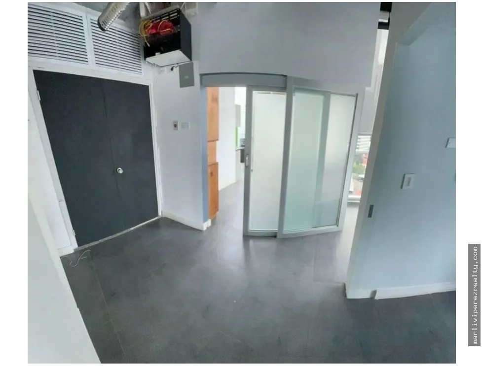 Venta de local/oficina en Área Bancaria Bella Vista