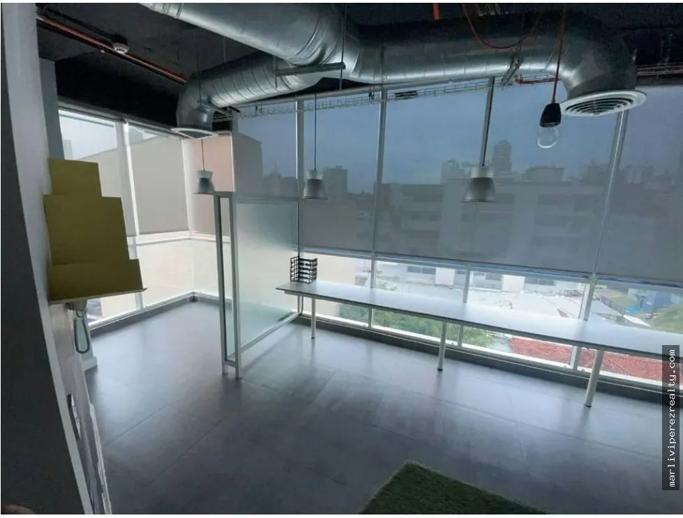 Venta de local/oficina en Área Bancaria Bella Vista