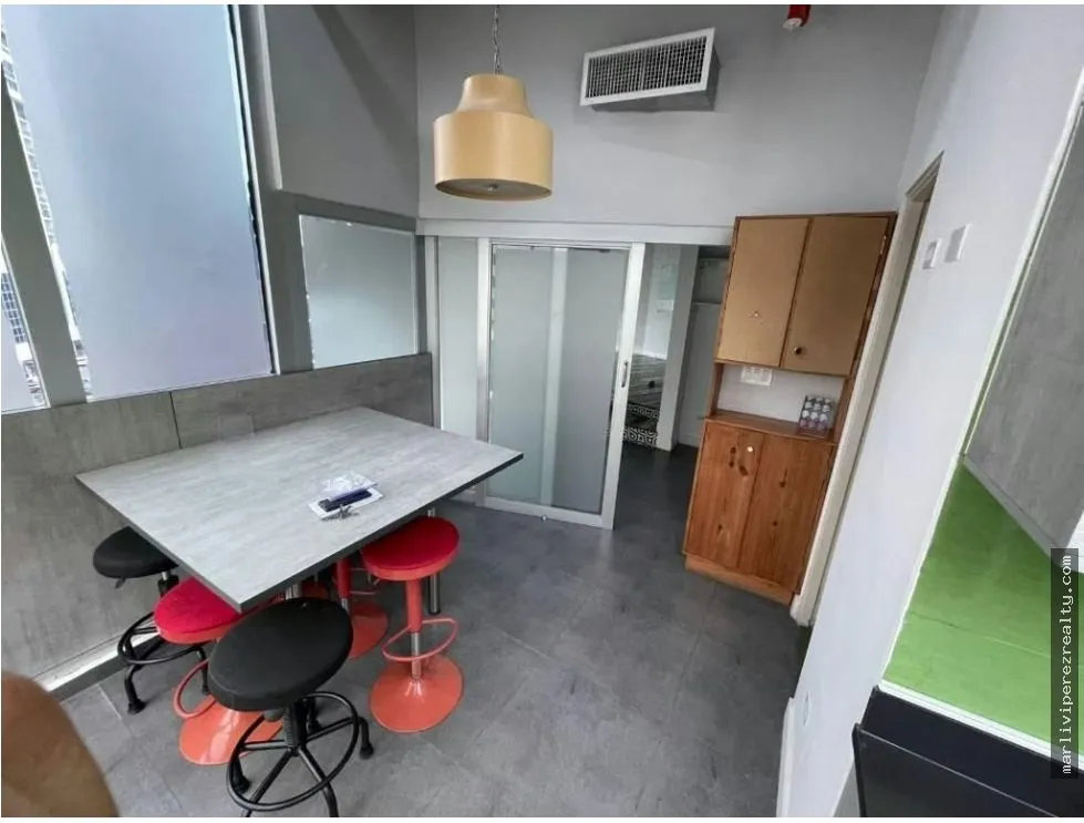 Venta de local/oficina en Área Bancaria Bella Vista