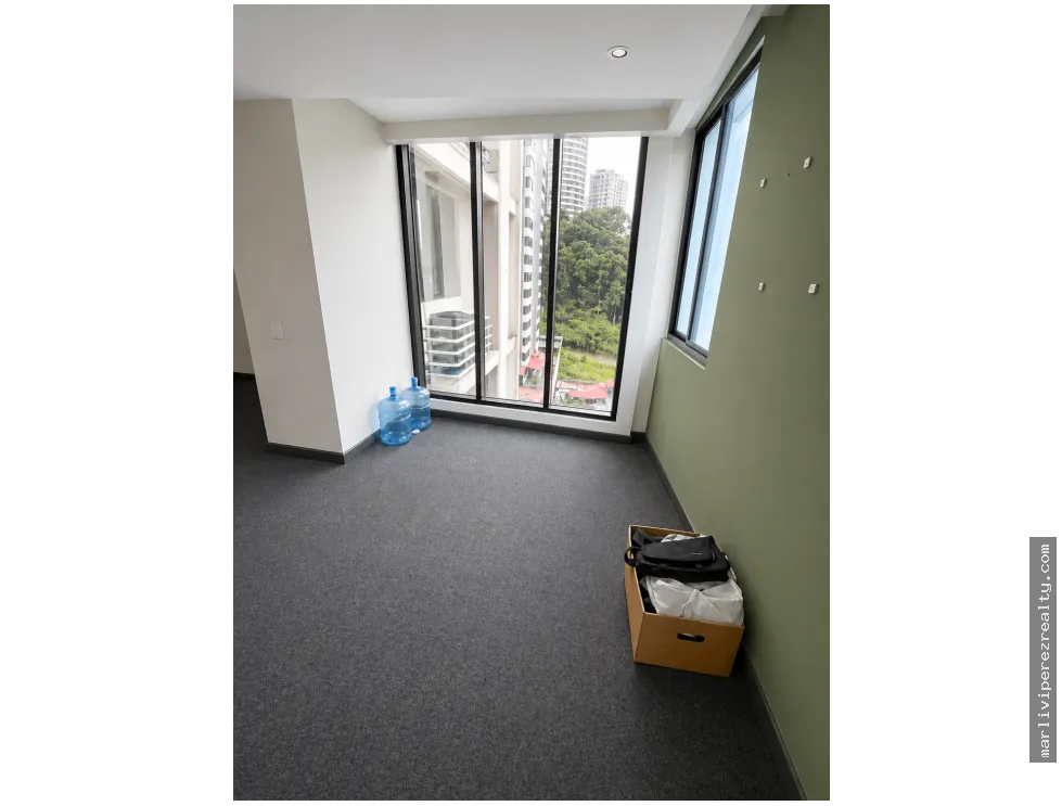 Venta de oficina en Bella Vista
