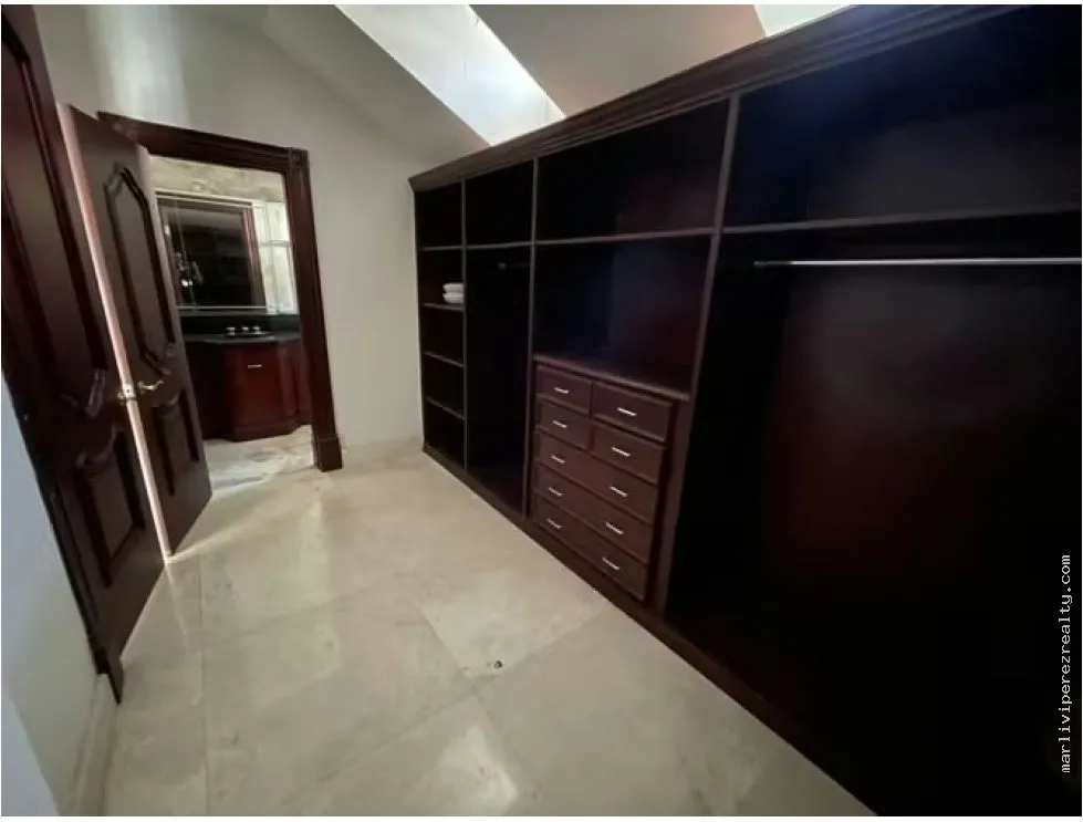 Venta de residencia en Dos Mares