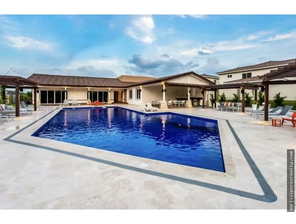 Alquiler de casa amoblada en Panamá Pacifico