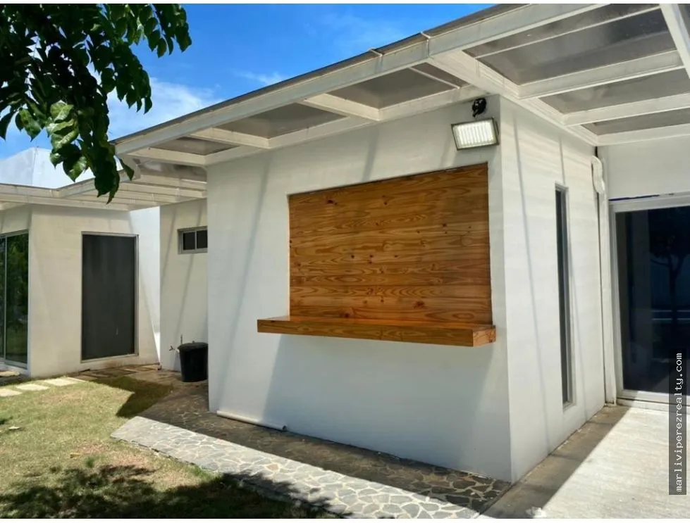 Venta de residencia en Río Hato