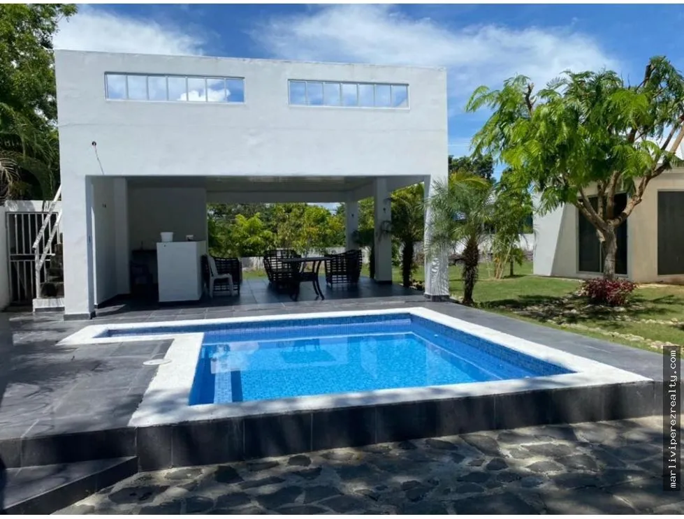 Venta de residencia en Río Hato