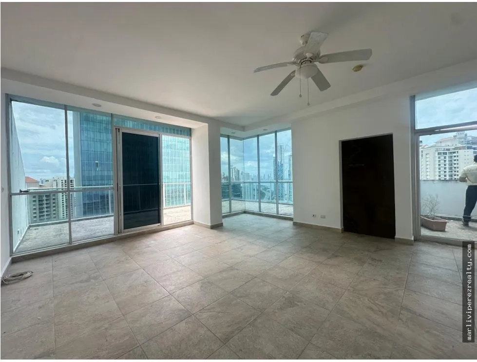Venta de apartamento penthouse en Punta Pacífica