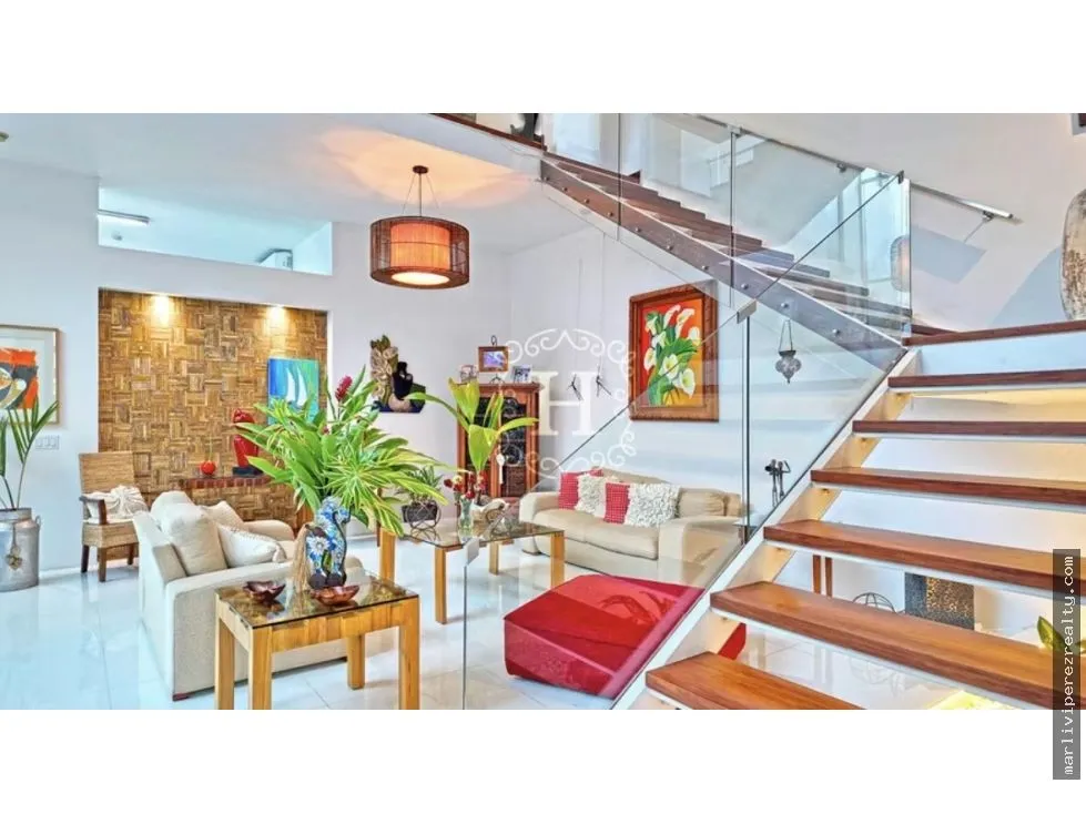 Single Family House for sale in Altos del Golf