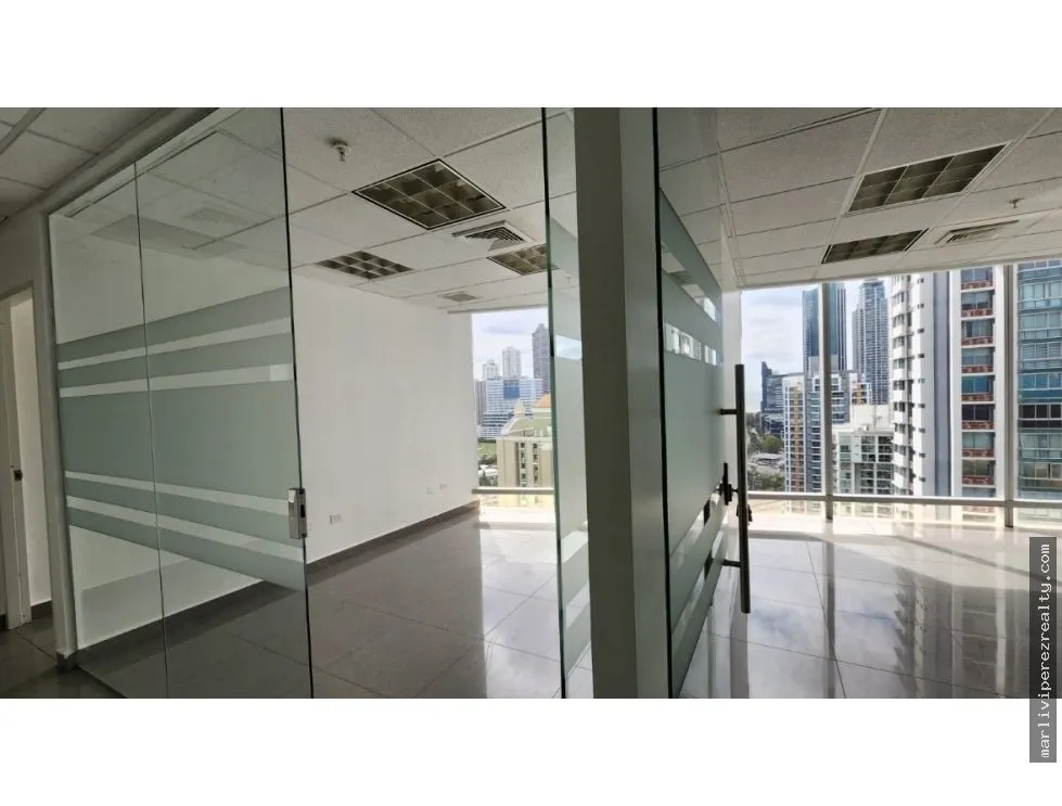 Office for rent in Costa del Este