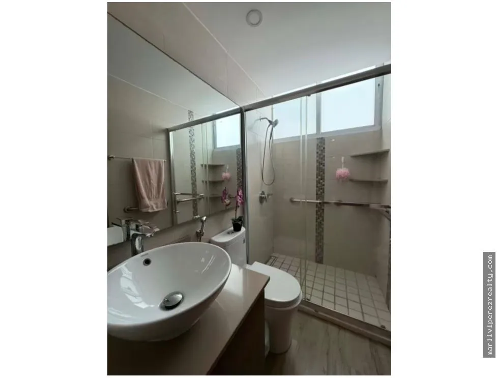 Venta o Alquiler de Apartamento Amoblado Costa del Este