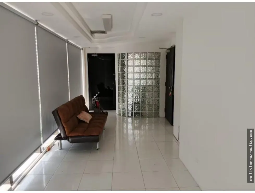 Office for rent in Bella Vista