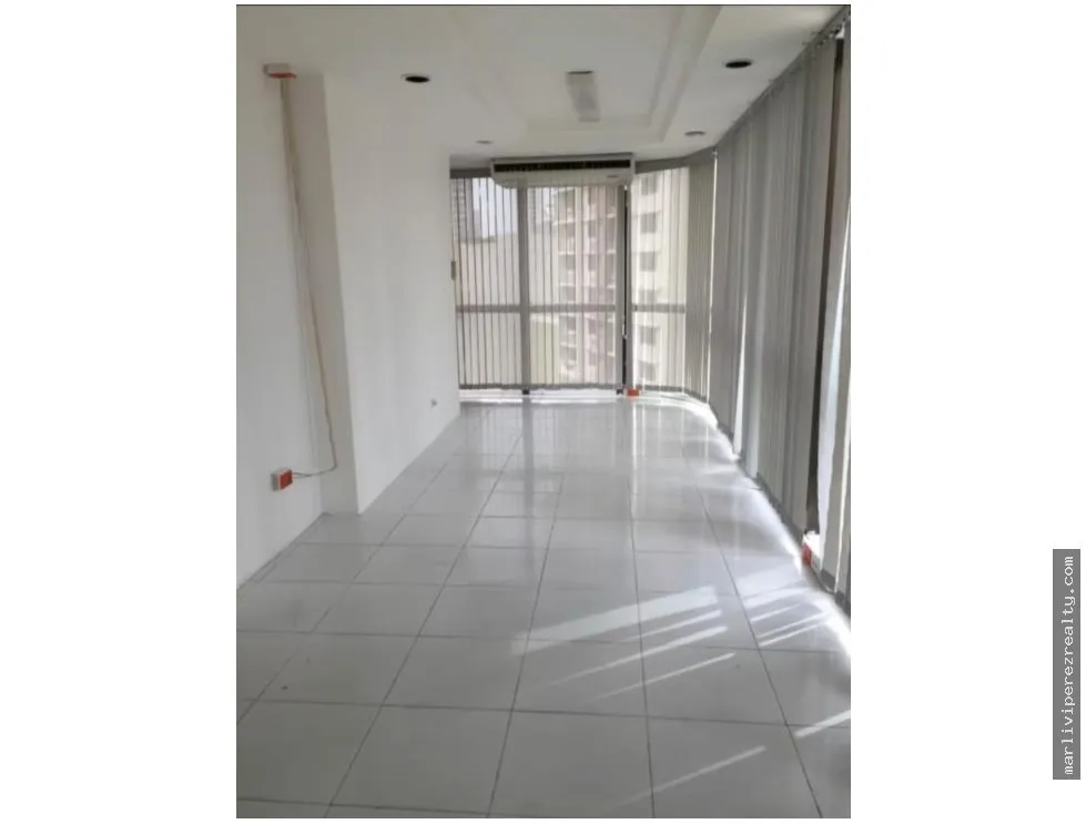 Office for rent in Bella Vista
