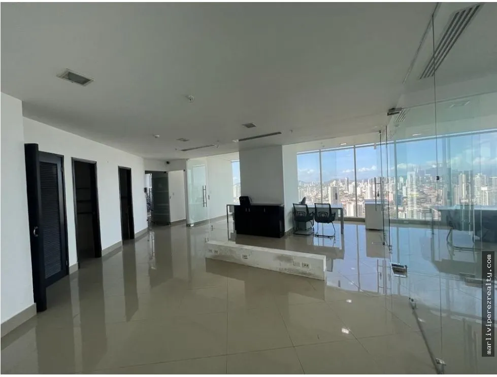 Office for sale in Obarrio