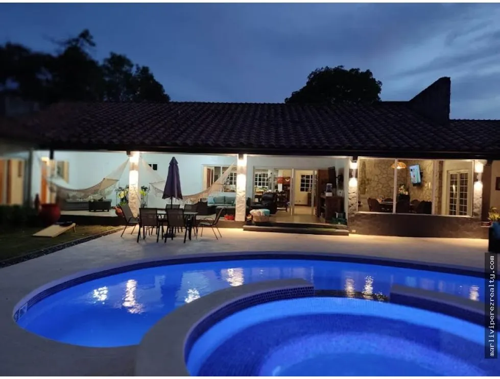 Venta o Alquiler de Casa en Coronado