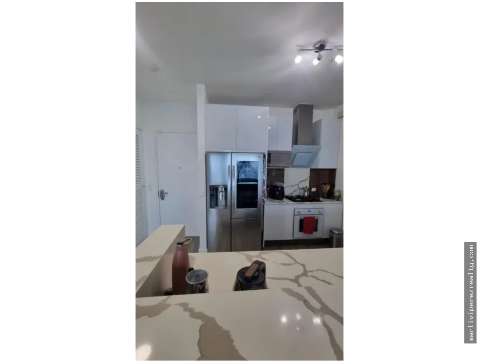 Venta de Apartamento Amoblado Avenida Balboa