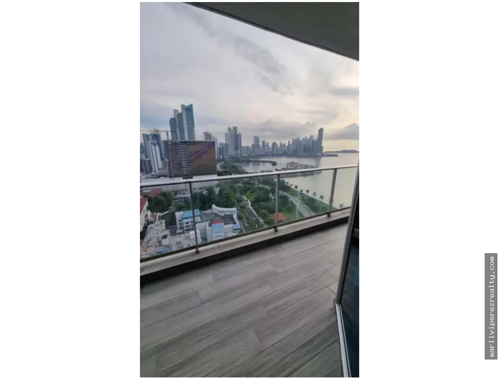 Venta de Apartamento Amoblado Avenida Balboa