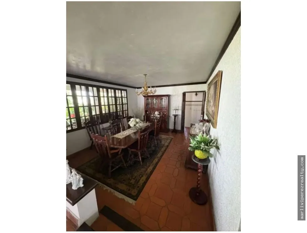 Single Family House for sale in La Alameda