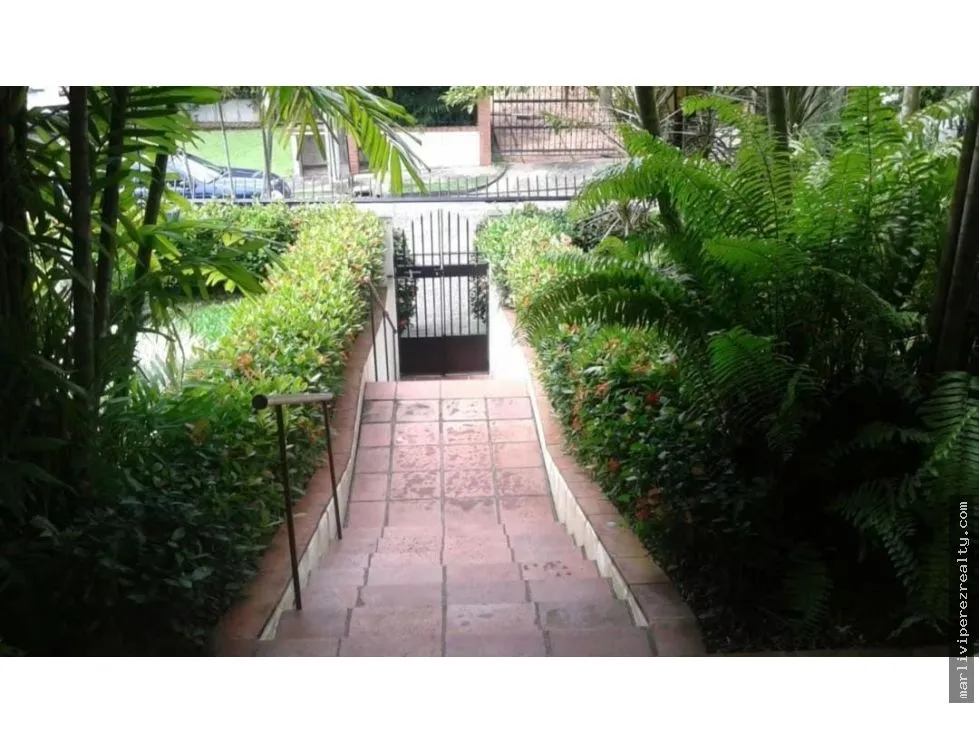 Single Family House for sale in La Alameda