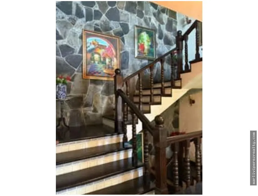 Single Family House for sale in La Alameda