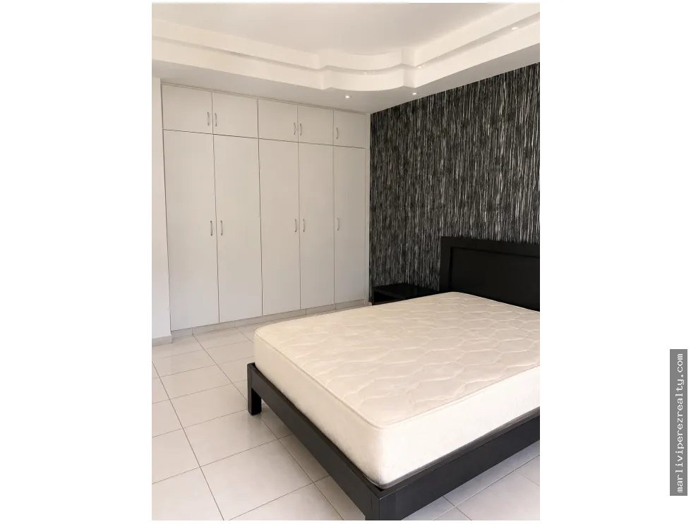 Venta de Residencia Hato Pintado