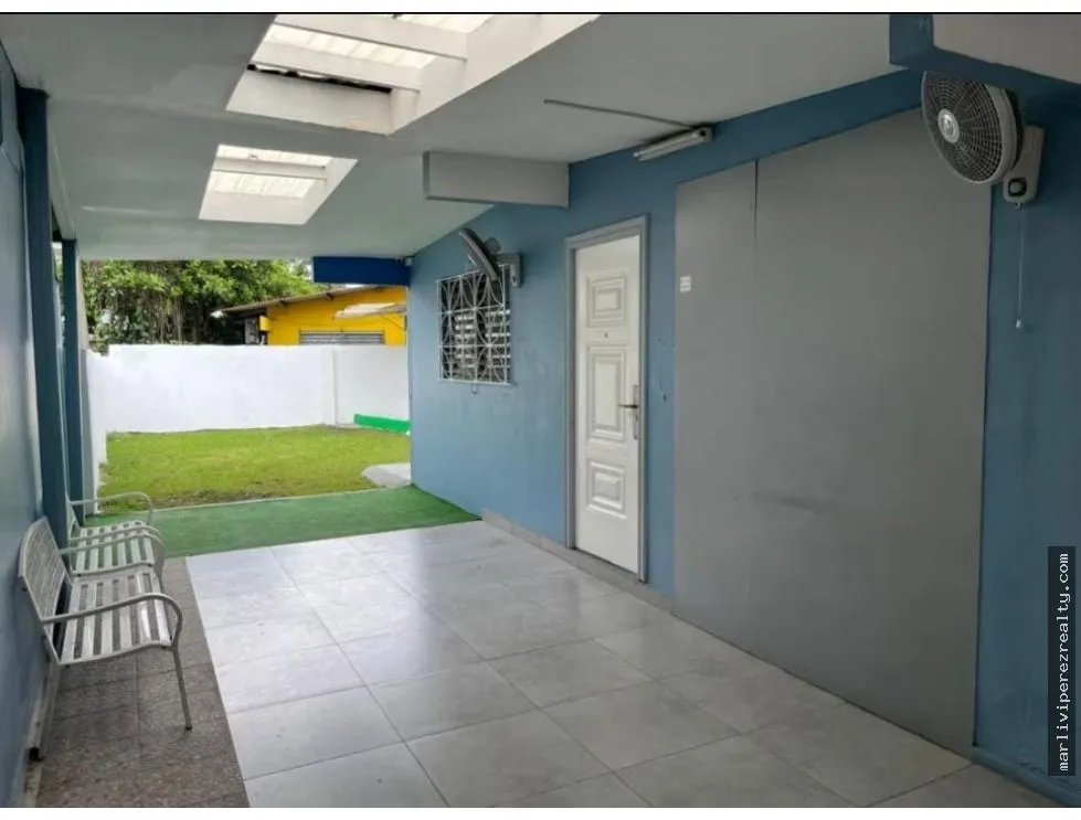 Commercial Space for sale in Betania